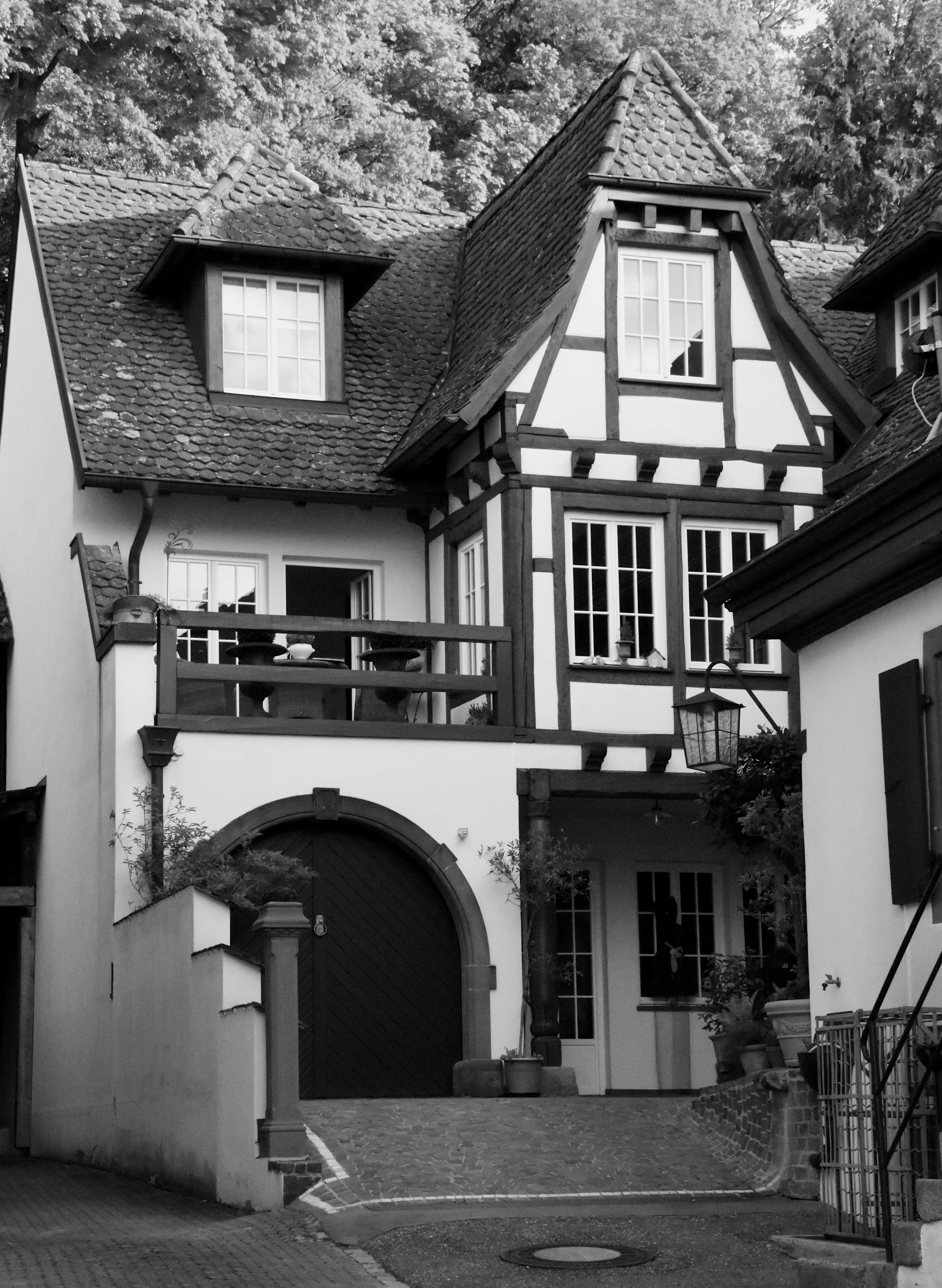 ARCHITECTURE